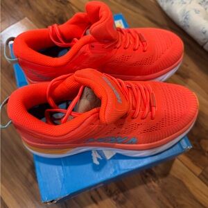 Hoka one one